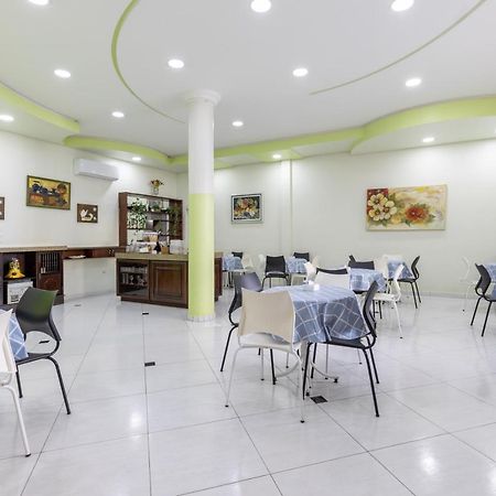 Hotel Lisbor Francisco Beltrao Bagian luar foto