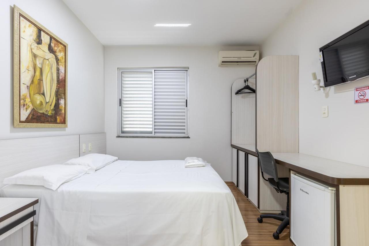 Hotel Lisbor Francisco Beltrao Bagian luar foto