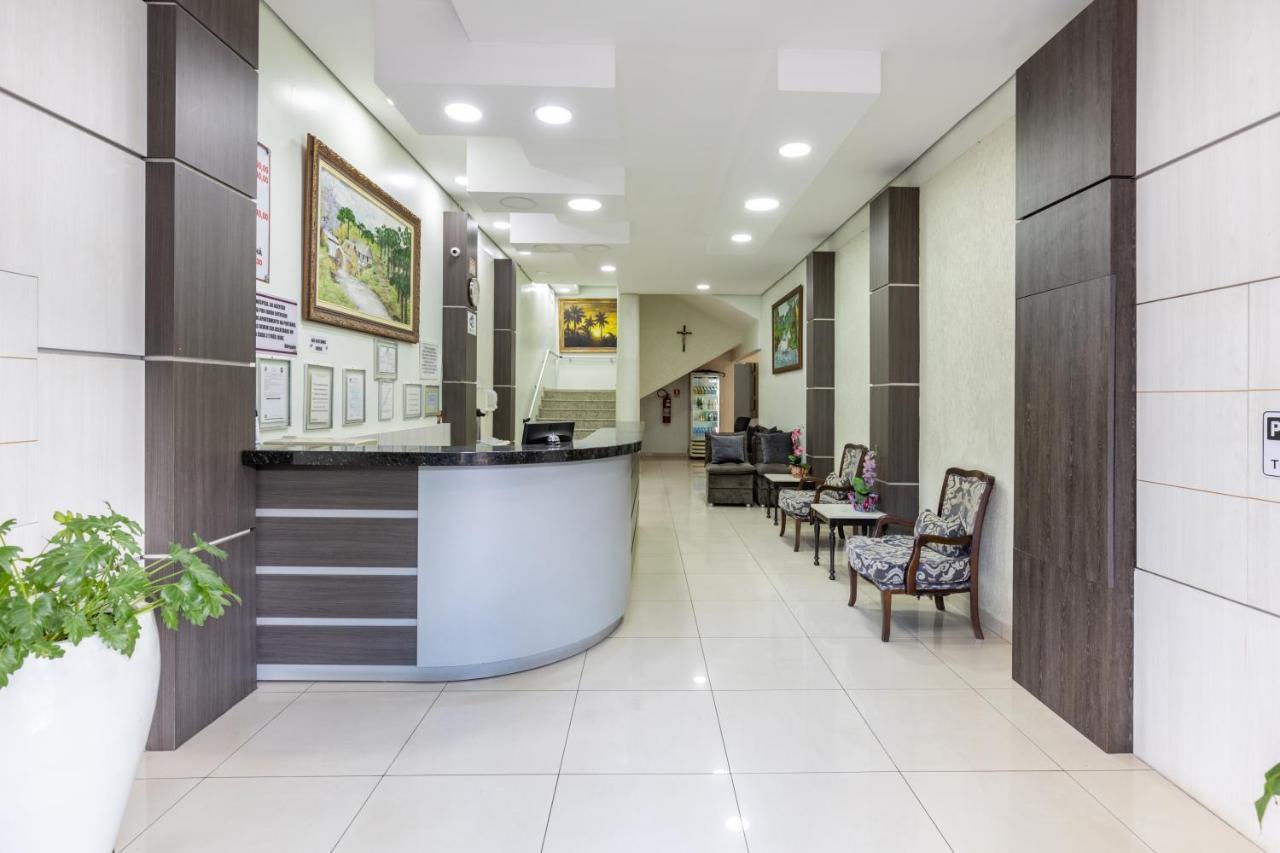 Hotel Lisbor Francisco Beltrao Bagian luar foto