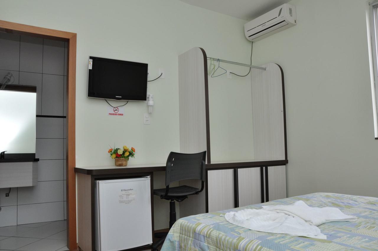 Hotel Lisbor Francisco Beltrao Bagian luar foto
